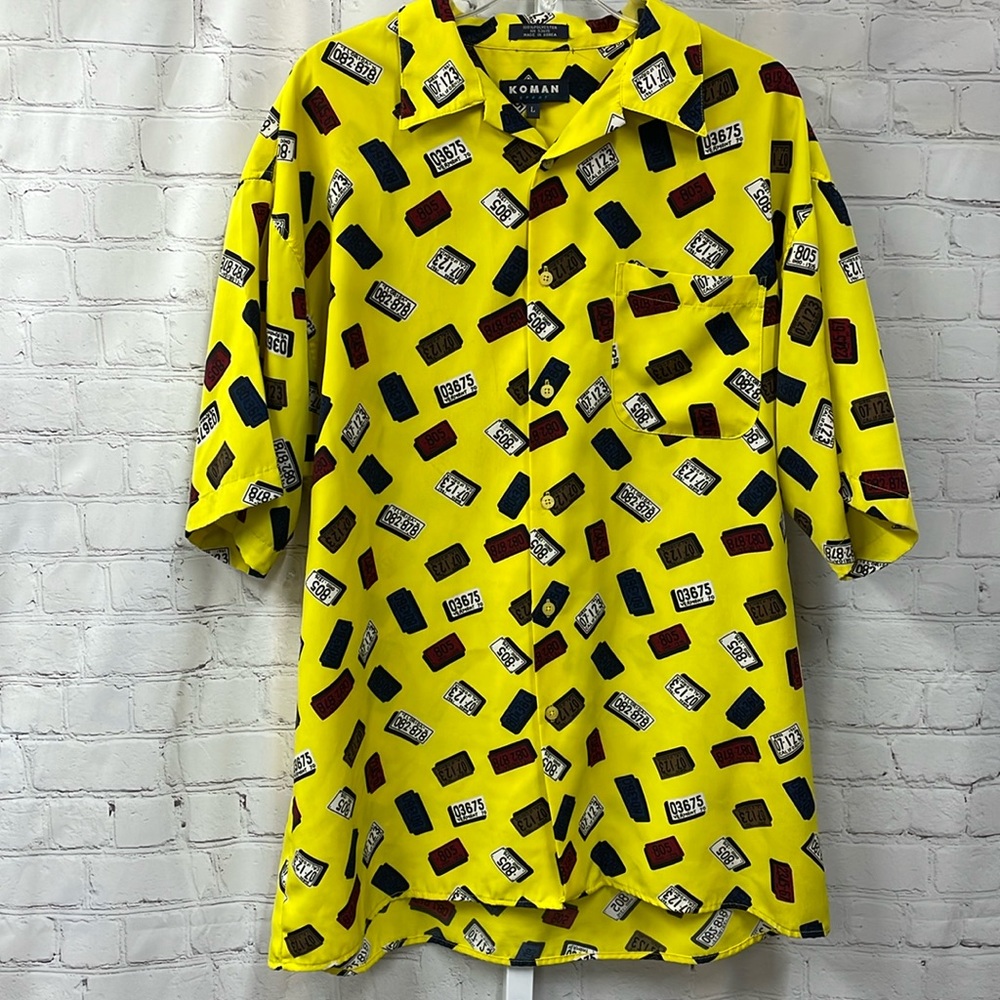 Koman Sport license plates fun button up size large shirt
